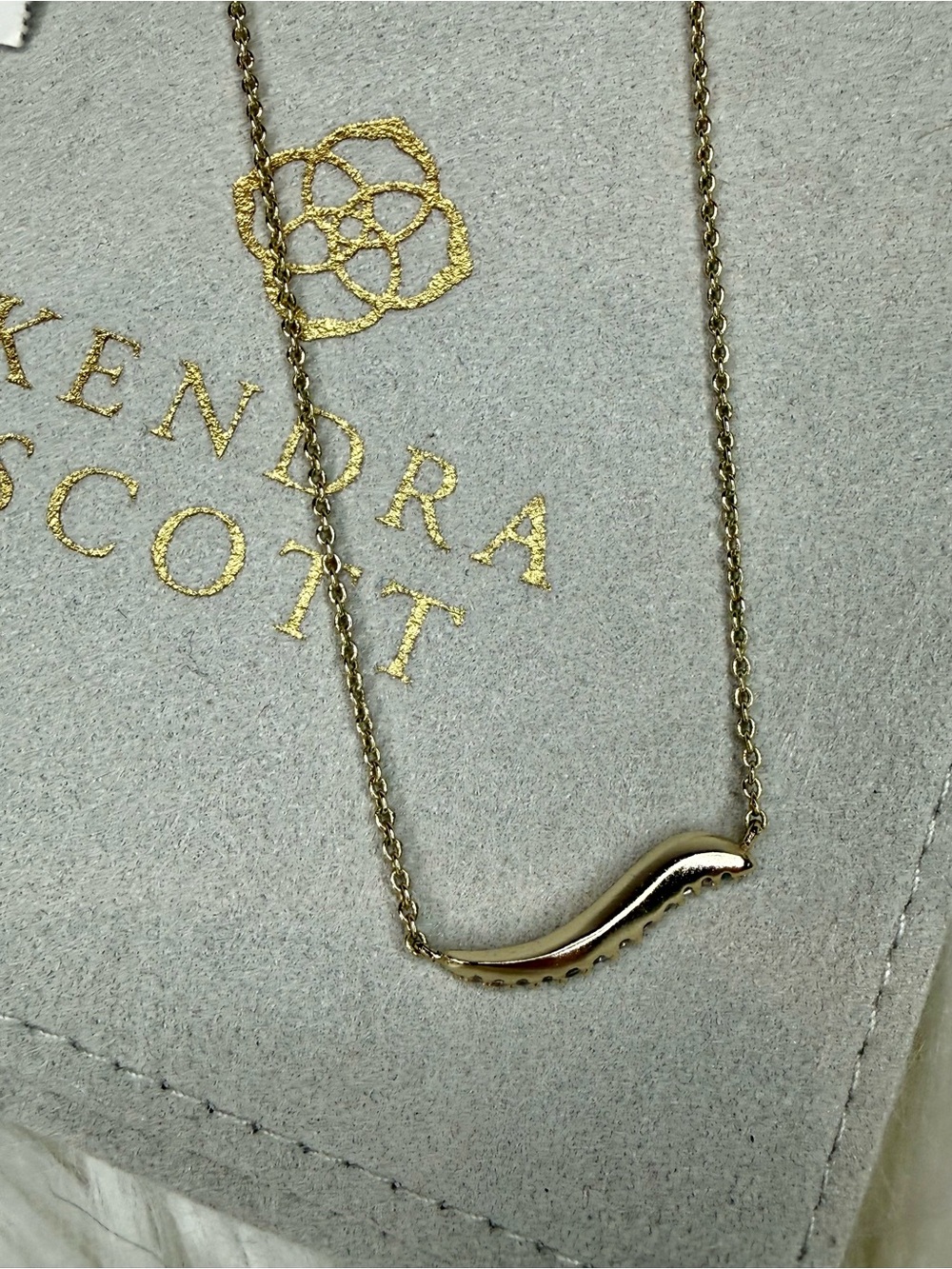 Kendra Scott Jagger Necklace in Gold ✨